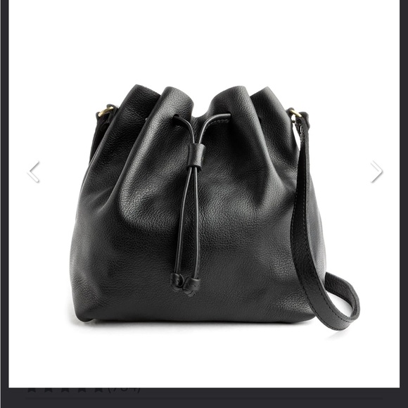 Portland Leather Handbags - Portland Leather Goods Black Bucket Bag ⭐️